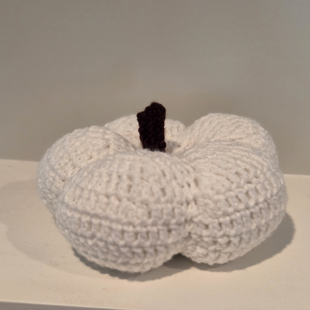 Crochet White Large Pumpkin